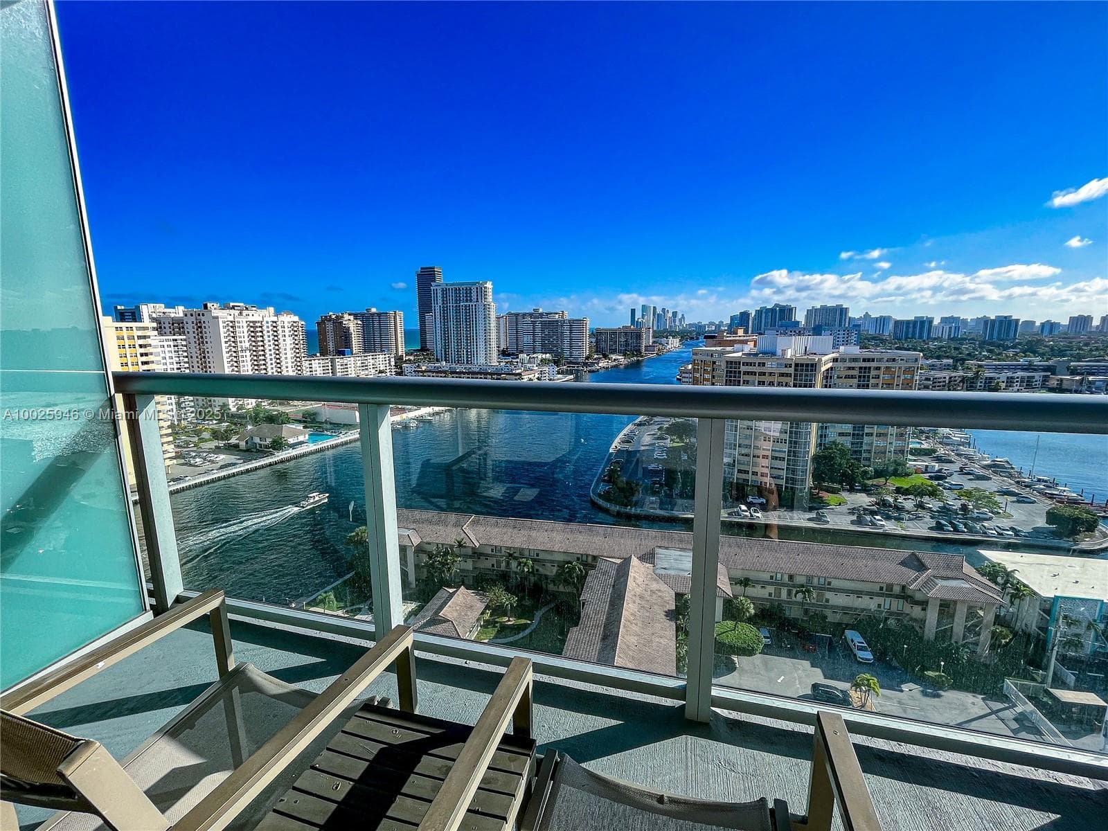2602 E HALLANDALE BEACH BLVD # 1605, Hallandale Beach, FL 33009