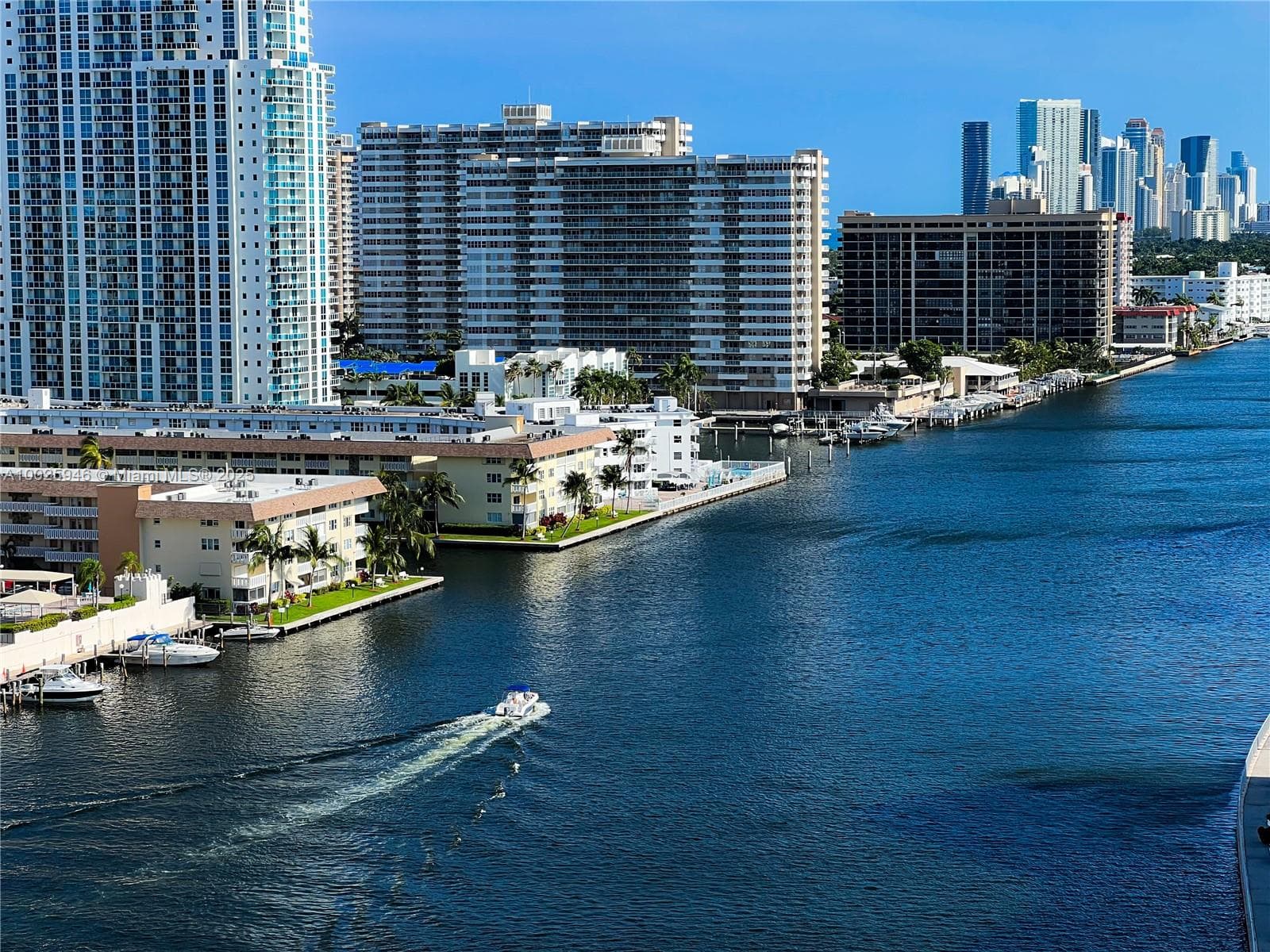 2602 E HALLANDALE BEACH BLVD # 1605, Hallandale Beach, FL 33009 photo 4