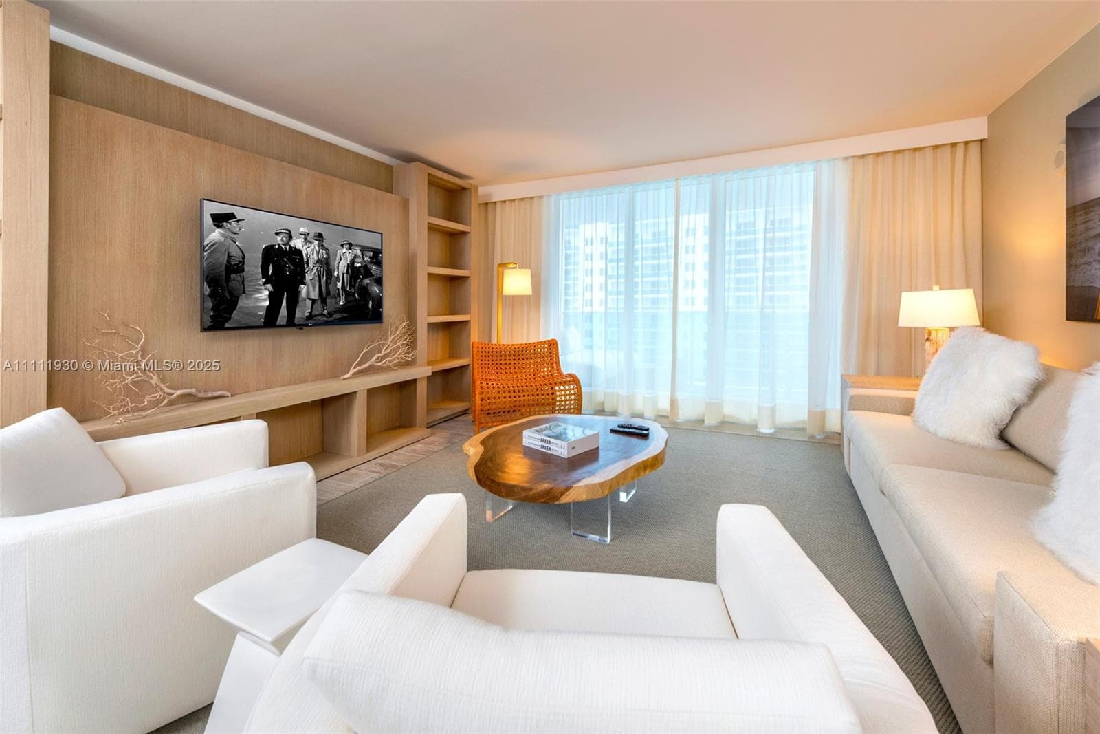 102 24th St # 1106, Miami Beach, FL 33139