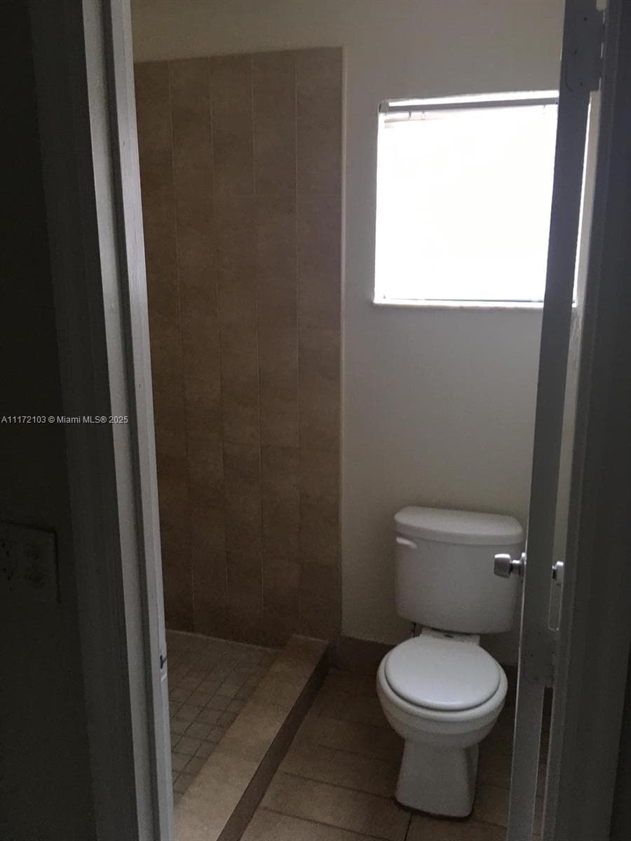 5962 NW 29th Pl # 112, Sunrise, FL 33313 photo 4