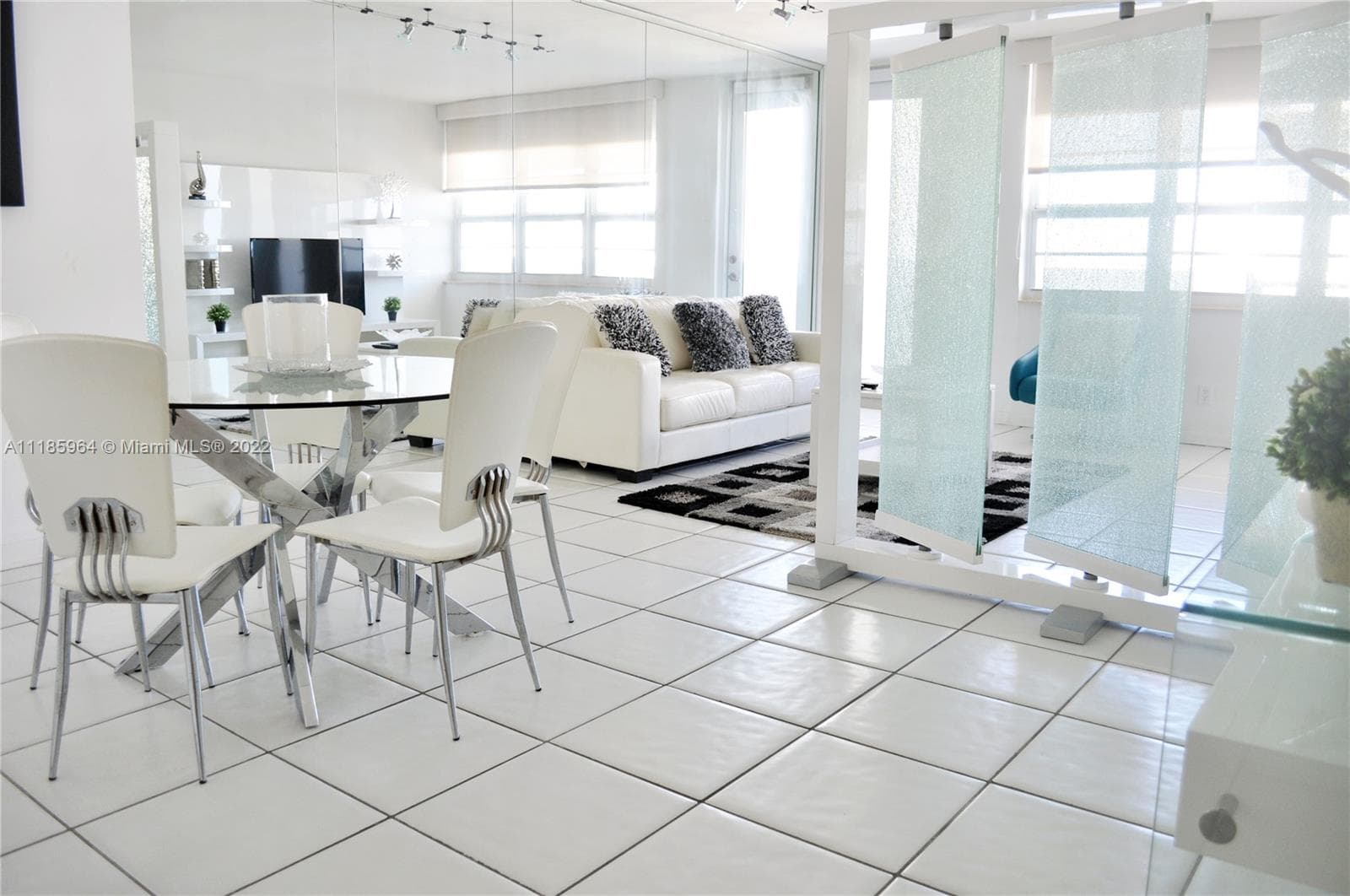 100 Lincoln Rd # 910, Miami Beach, FL 33139 photo 3