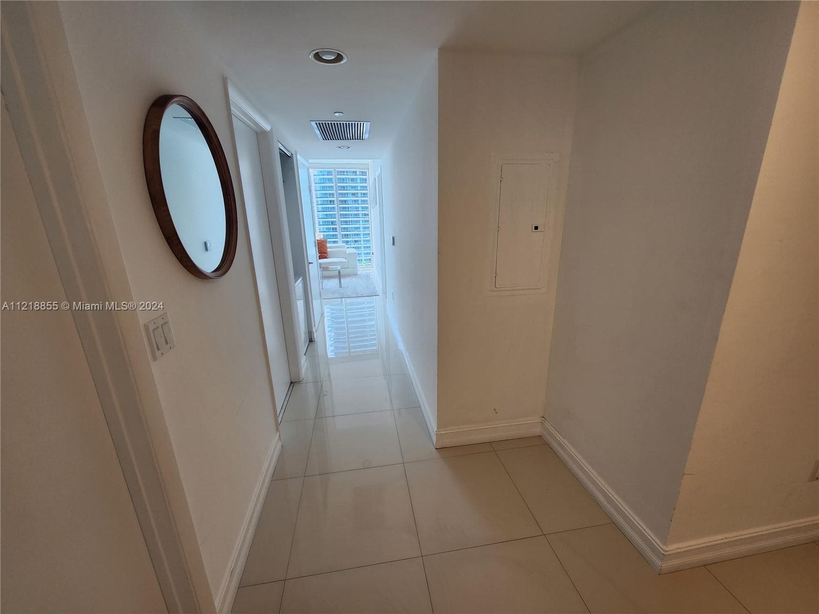 485 Brickell Ave # 2504, Miami, FL 33131 photo 5