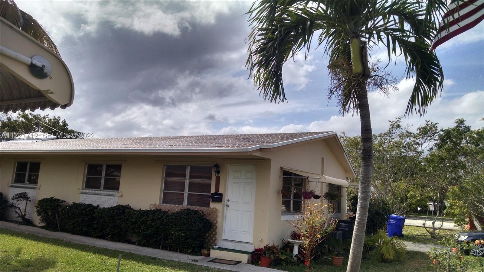 2212 Johnson St, Hollywood, FL 33020 photo 2