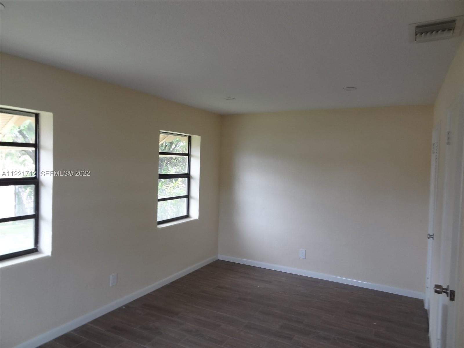 2212 Johnson St, Hollywood, FL 33020 photo 4