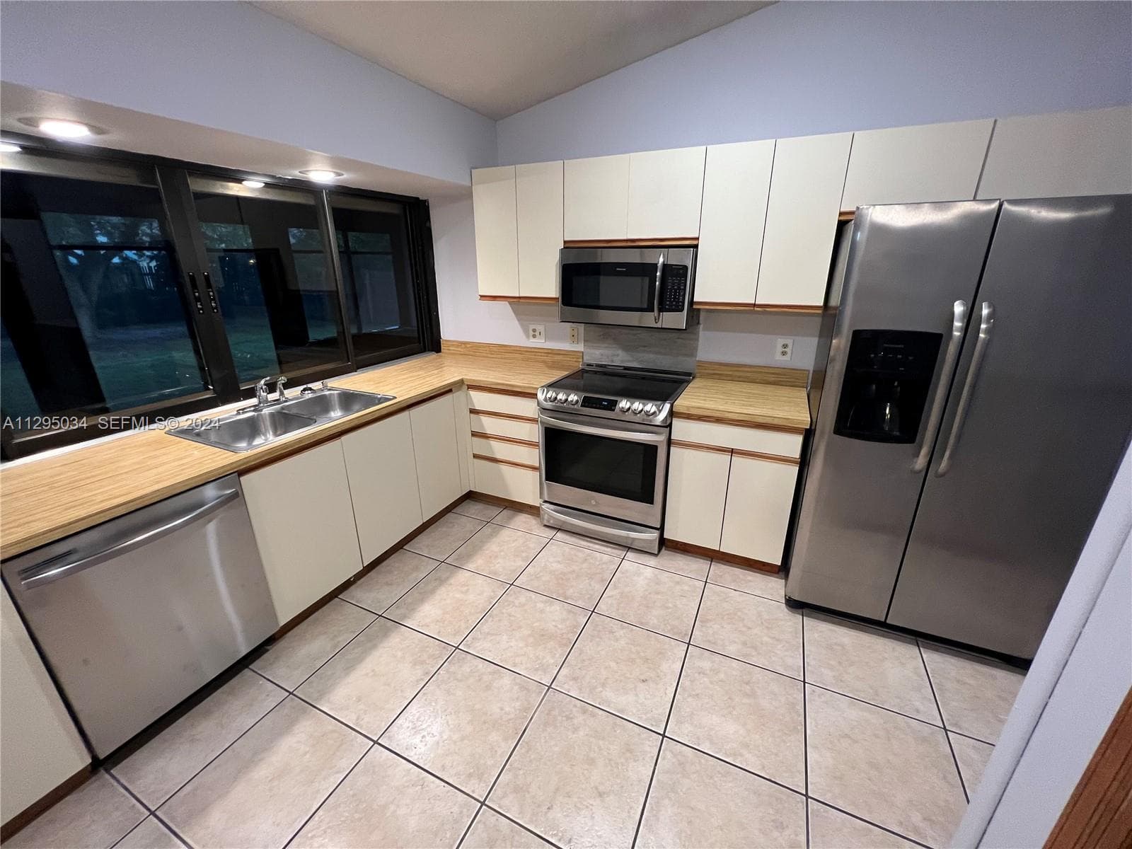 1921 SW Hickock Ter, Port St. Lucie, FL 34953 photo 3