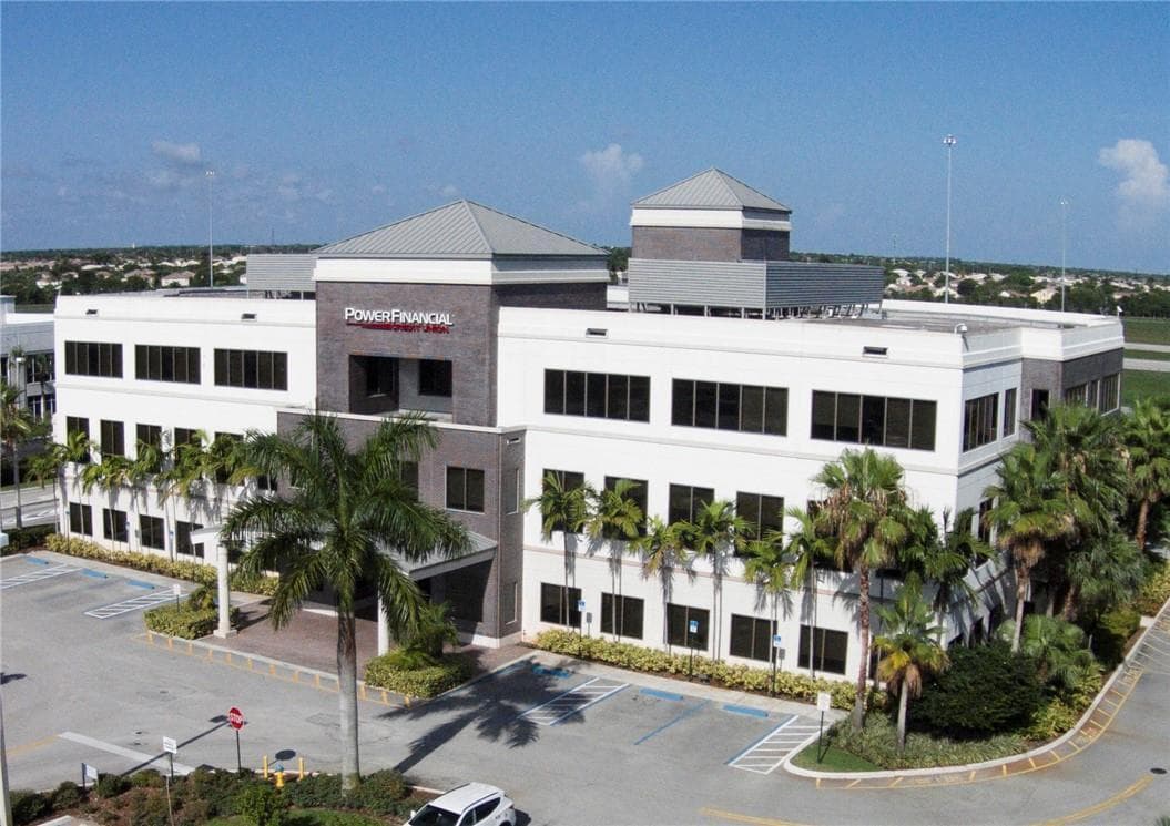 2020 NW 150th Avenue # 304, Pembroke Pines, FL 33028