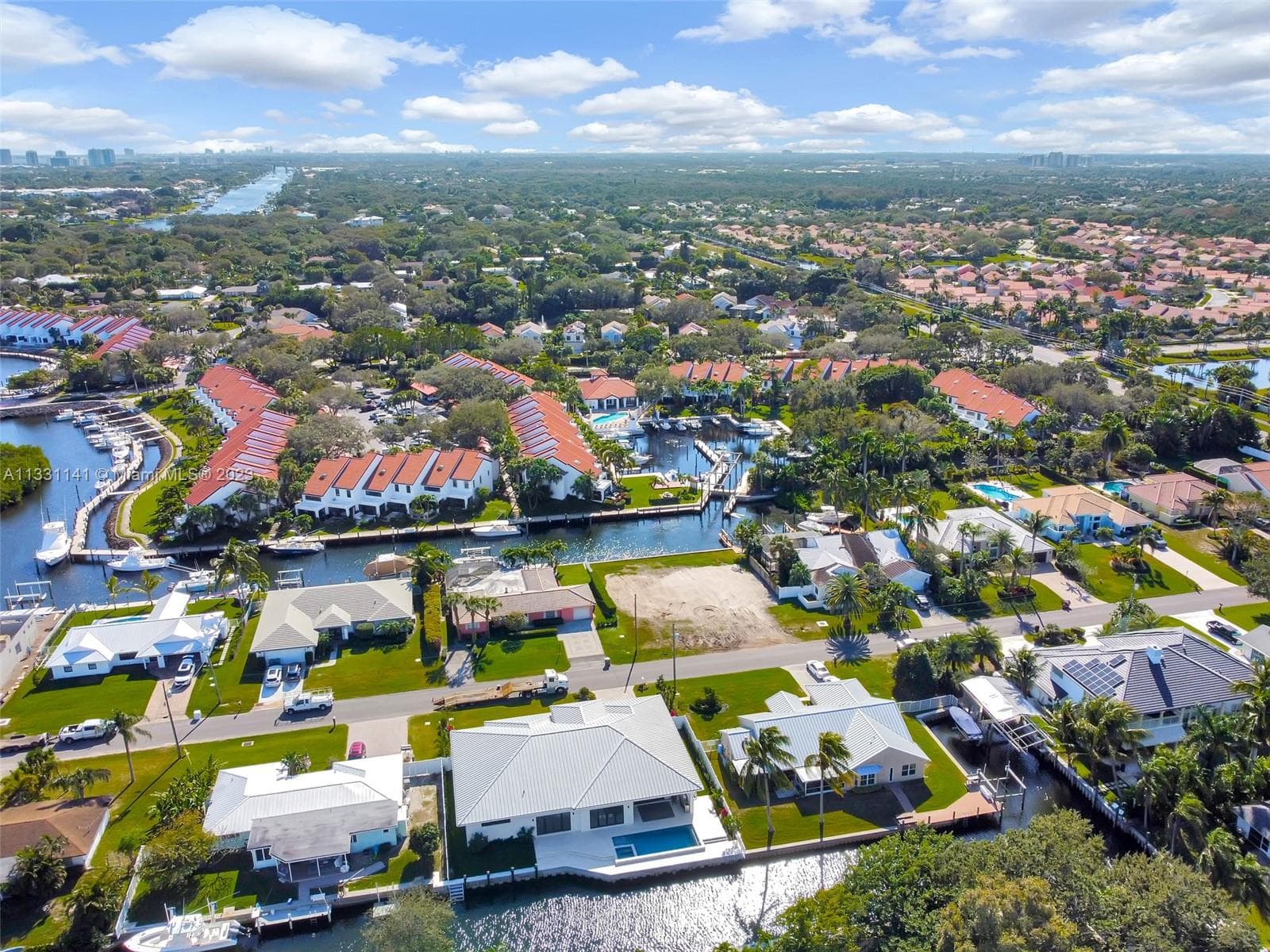 2400 Edward Rd, Palm Beach Gardens, FL 33410 photo 4