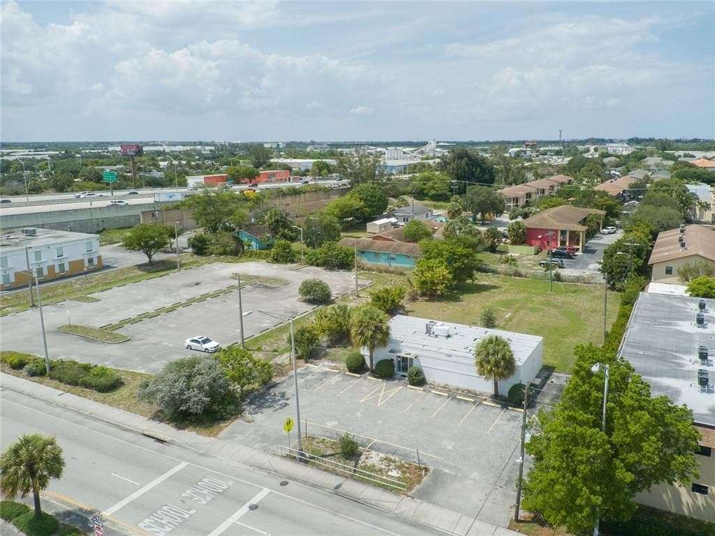 1744 Lake Worth Road, FL 33460 photo 2