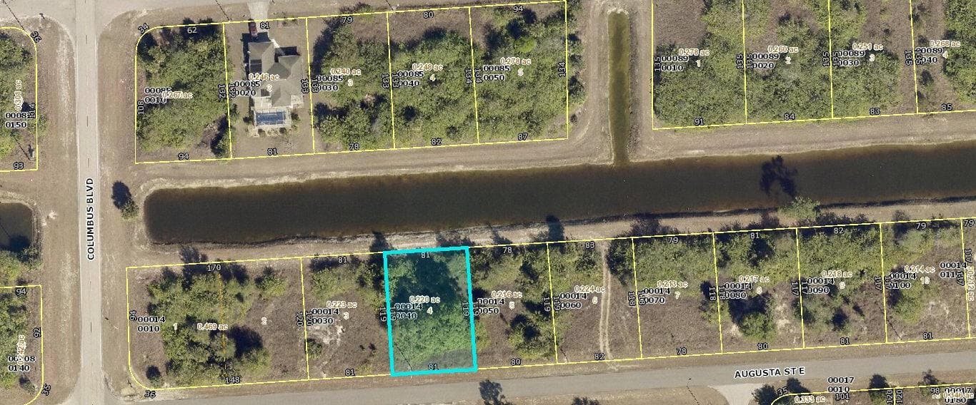 1207 Augusta Street E, Lehigh Acres, FL 33974 photo 2