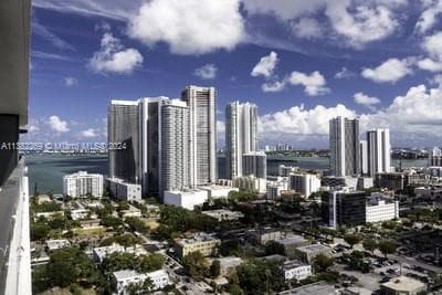 121 NE 34th St # 2601, Miami, FL 33137 photo 2
