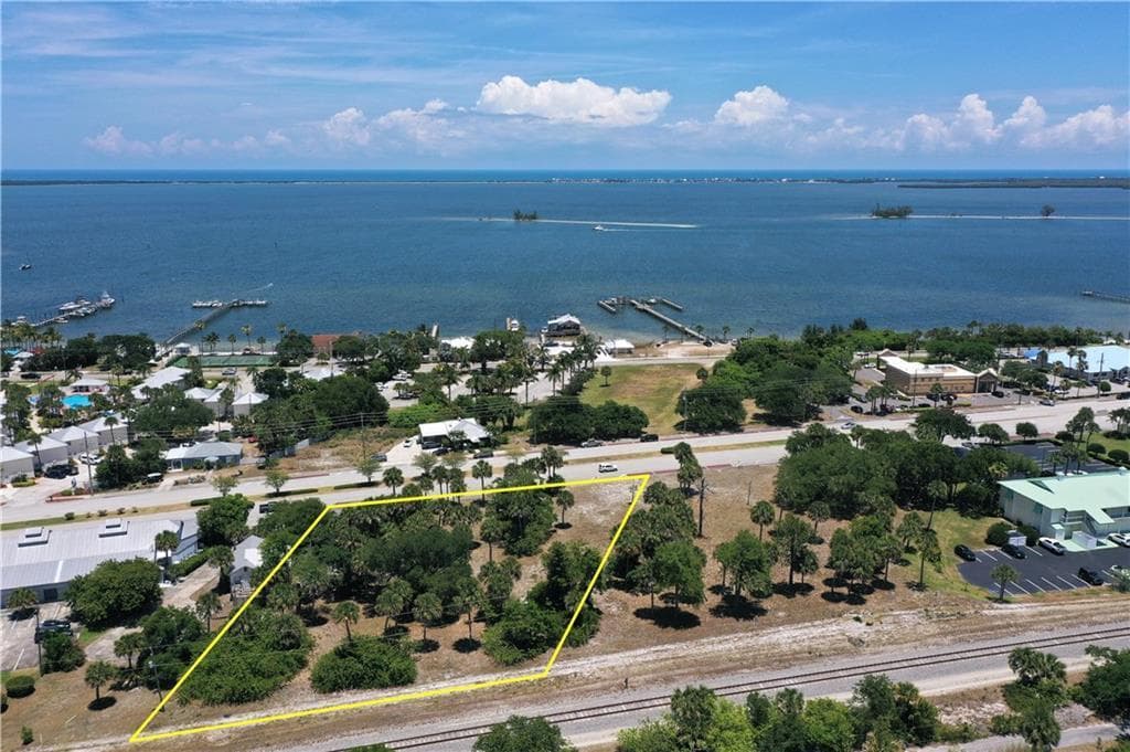 1531 Us Highway 1 Highway, Sebastian, FL 32958