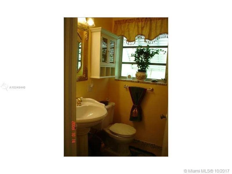 9324 Abbott Avenue, Surfside, FL 33154 photo 5