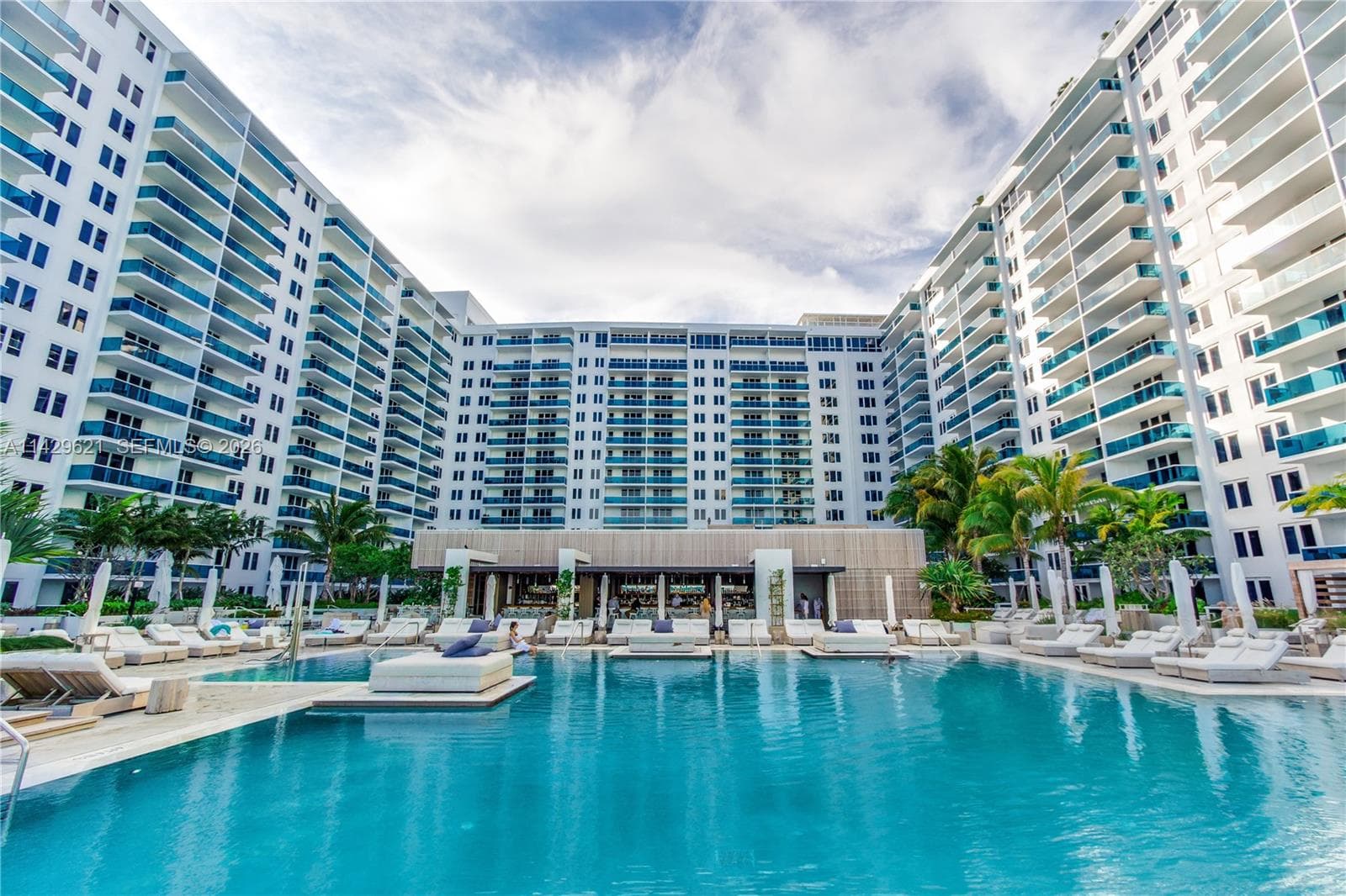 102 24th St # 1108, Miami Beach, FL 33139 photo 2