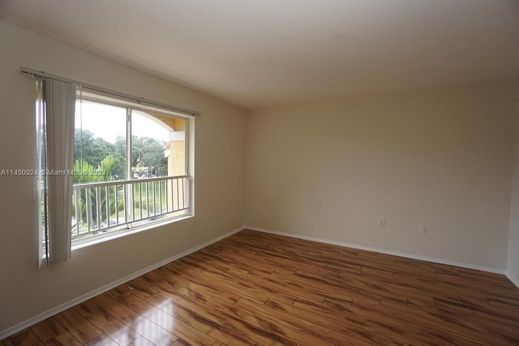 2667 NW 33rd St # 2416, Oakland Park, FL 33309 photo 5
