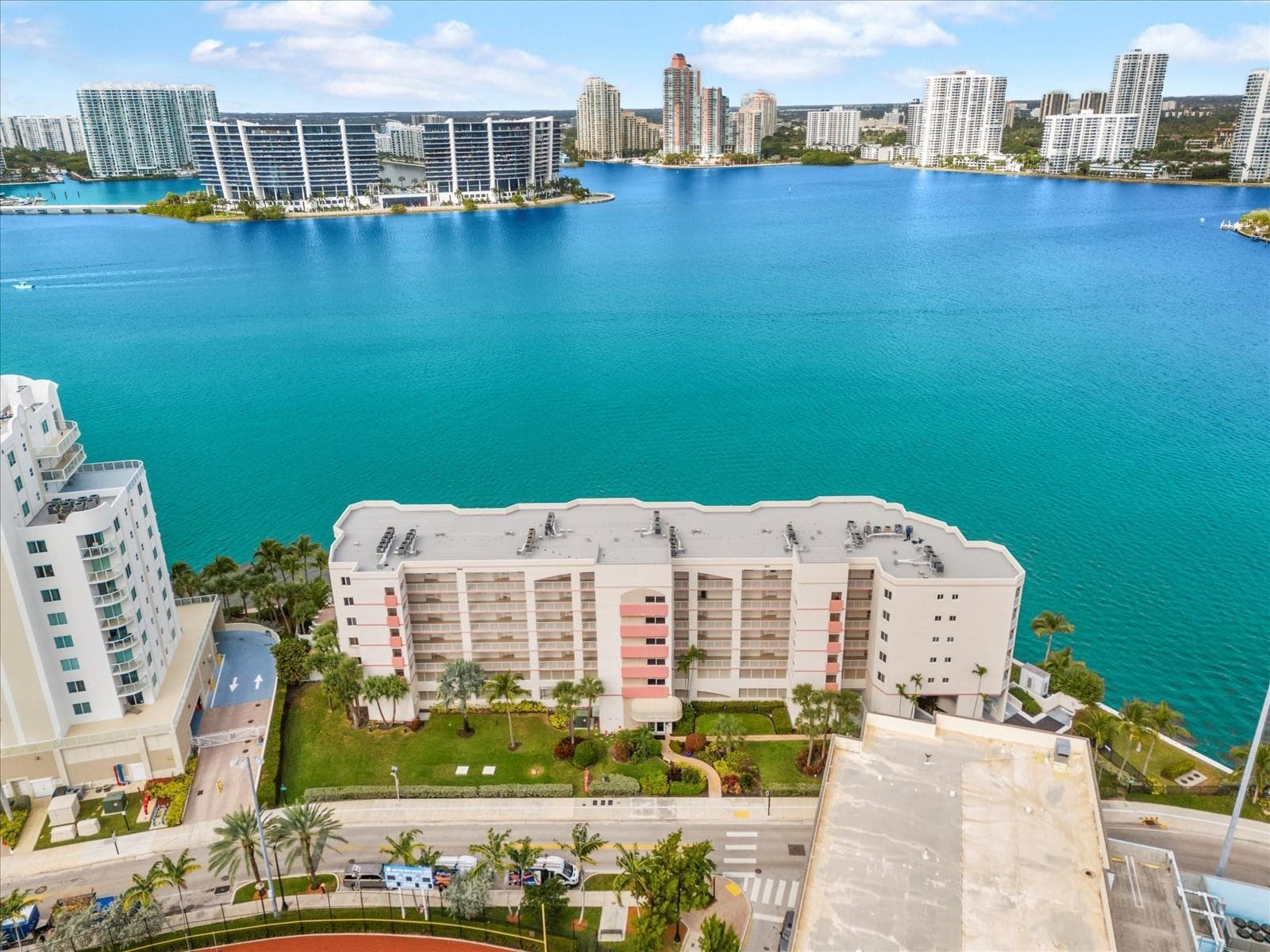 18260 N Bay Road # 304, Sunny Isles Beach, FL 33160 photo 2