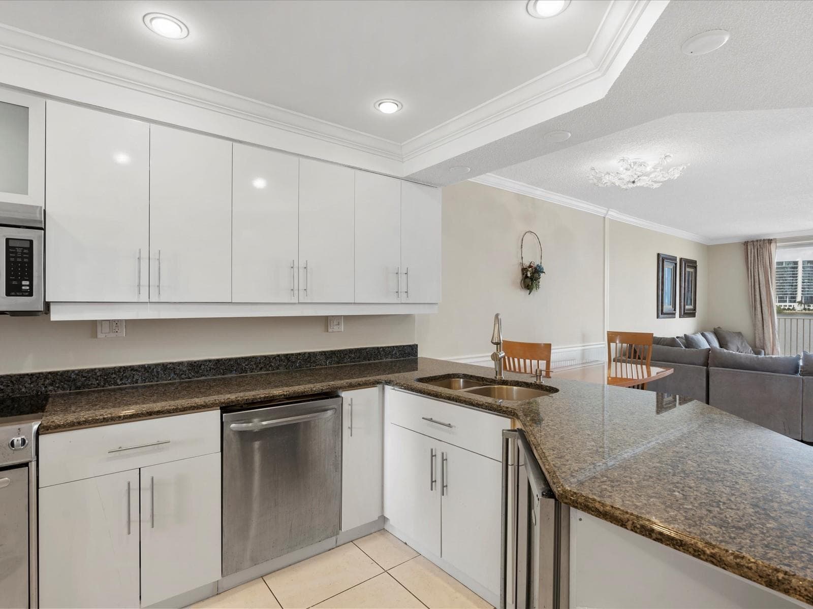 18260 N Bay Road # 304, Sunny Isles Beach, FL 33160 photo 3