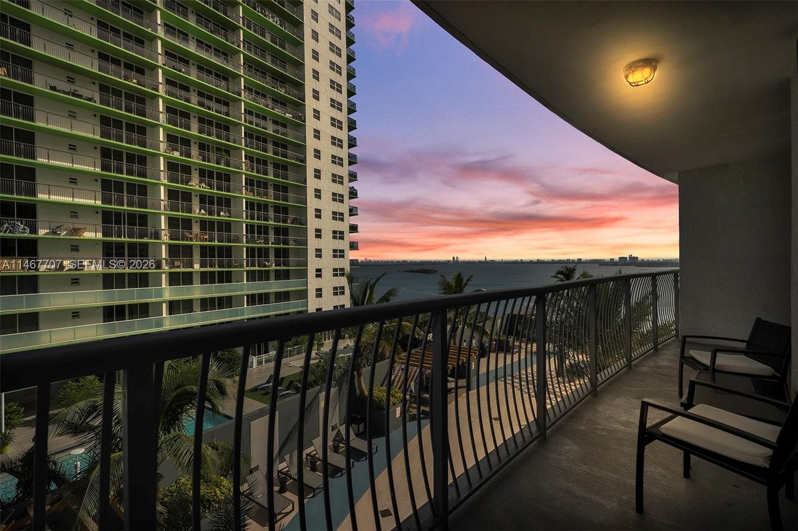 1750 N Bayshore Dr # 1405, Miami, FL 33132 photo 2
