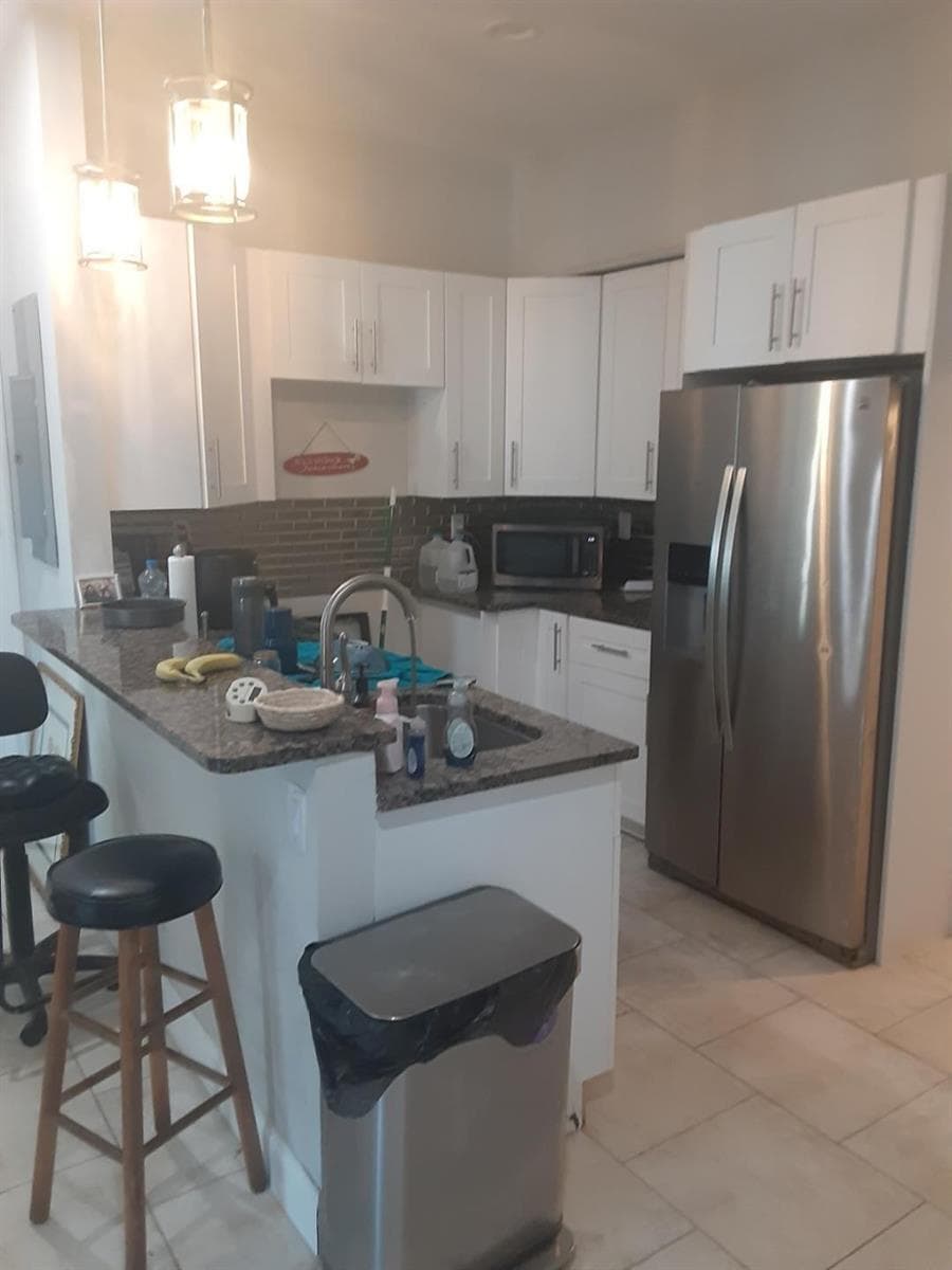 799 NE 34th Court, Oakland Park, FL 33334 photo 4
