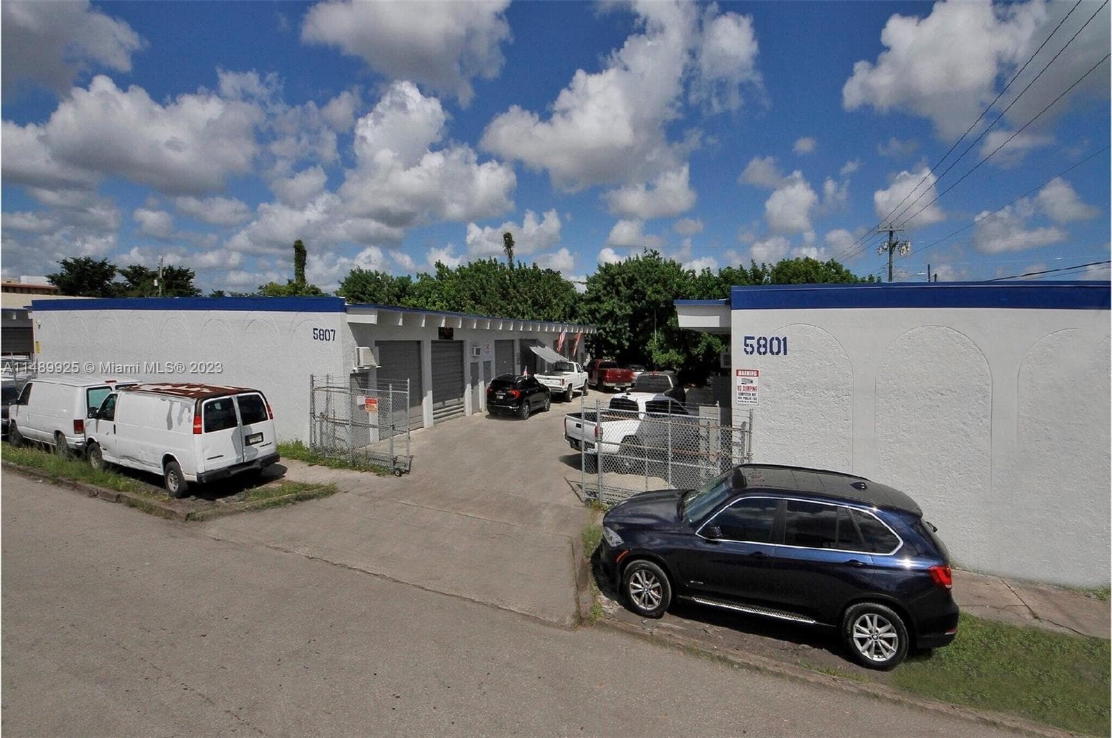 5801-5807 Dawson St, Hollywood, FL 33023