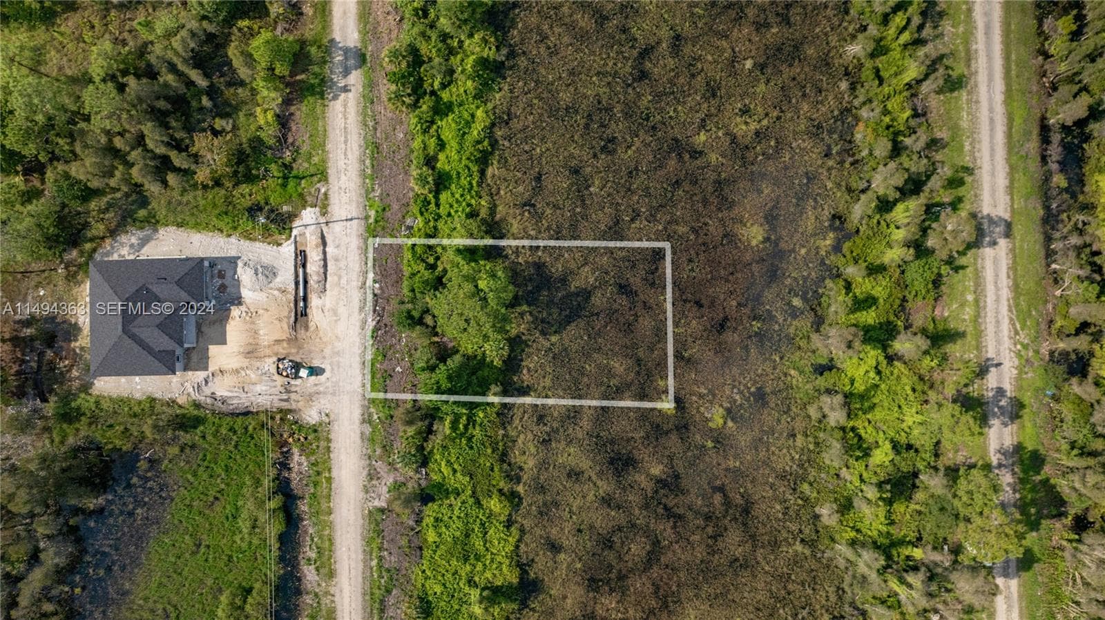 853 Belden Ave, Lehigh Acres, FL 33936 photo 3