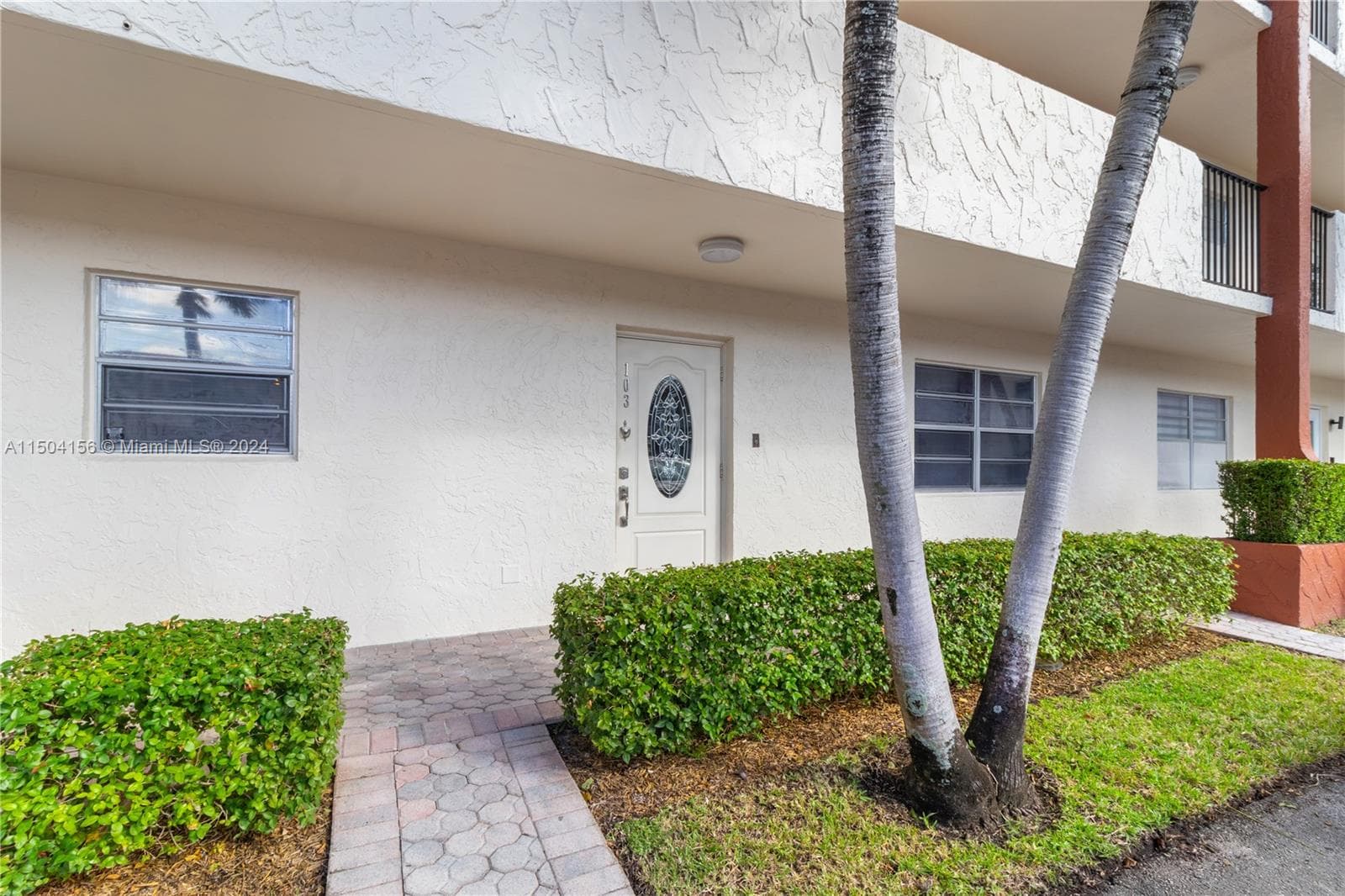 281 S Hollybrook Dr # 103, Pembroke Pines, FL 33025 photo 2