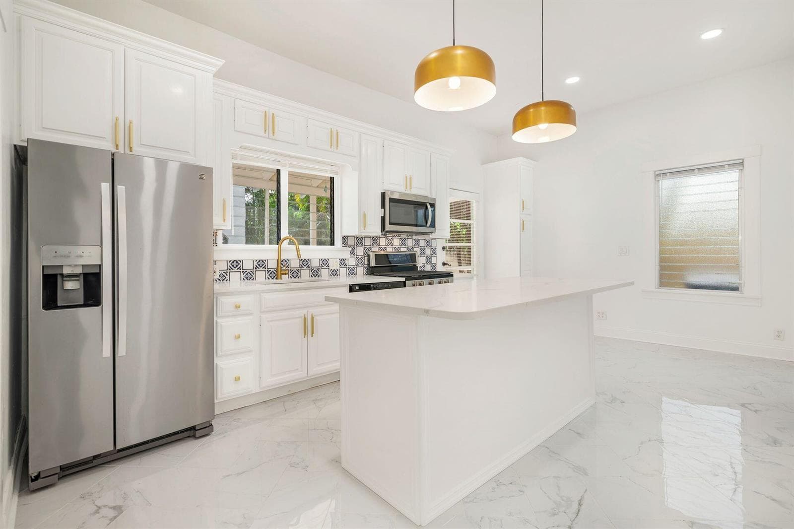 232 Rugby Road, West Palm Beach, FL 33405 photo 4