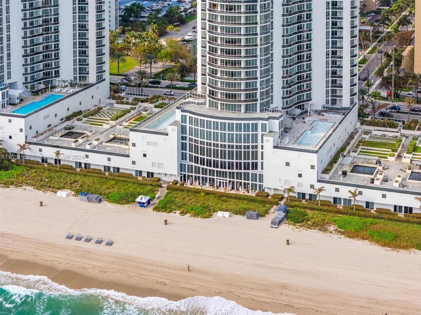 15901 Collins Ave # 2801, Sunny Isles Beach, FL 33160 photo 4