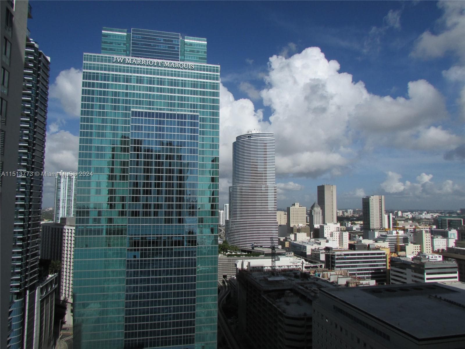 300 S Biscayne Blvd # T-2709, Miami, FL 33131 photo 2