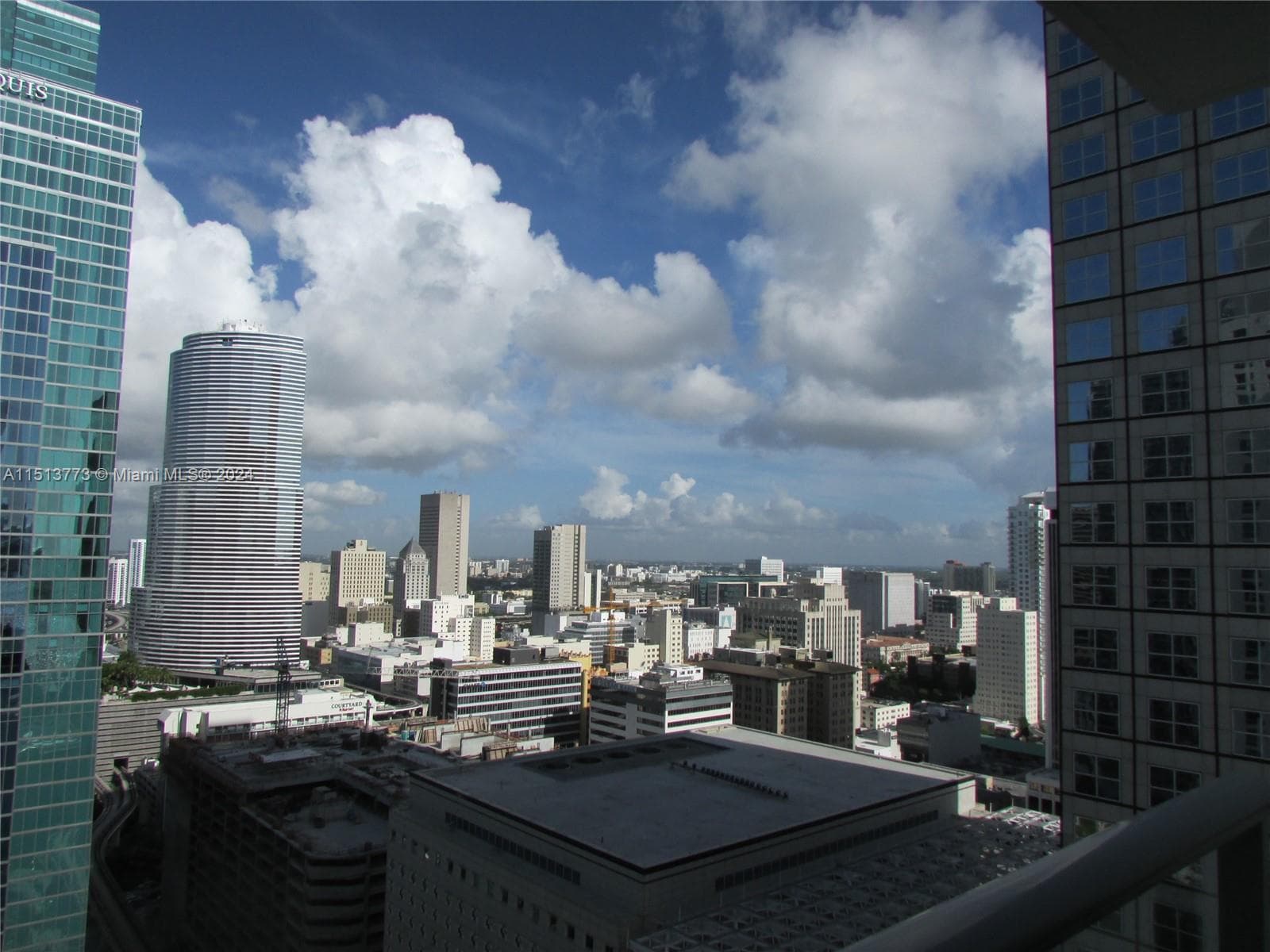 300 S Biscayne Blvd # T-2709, Miami, FL 33131 photo 3