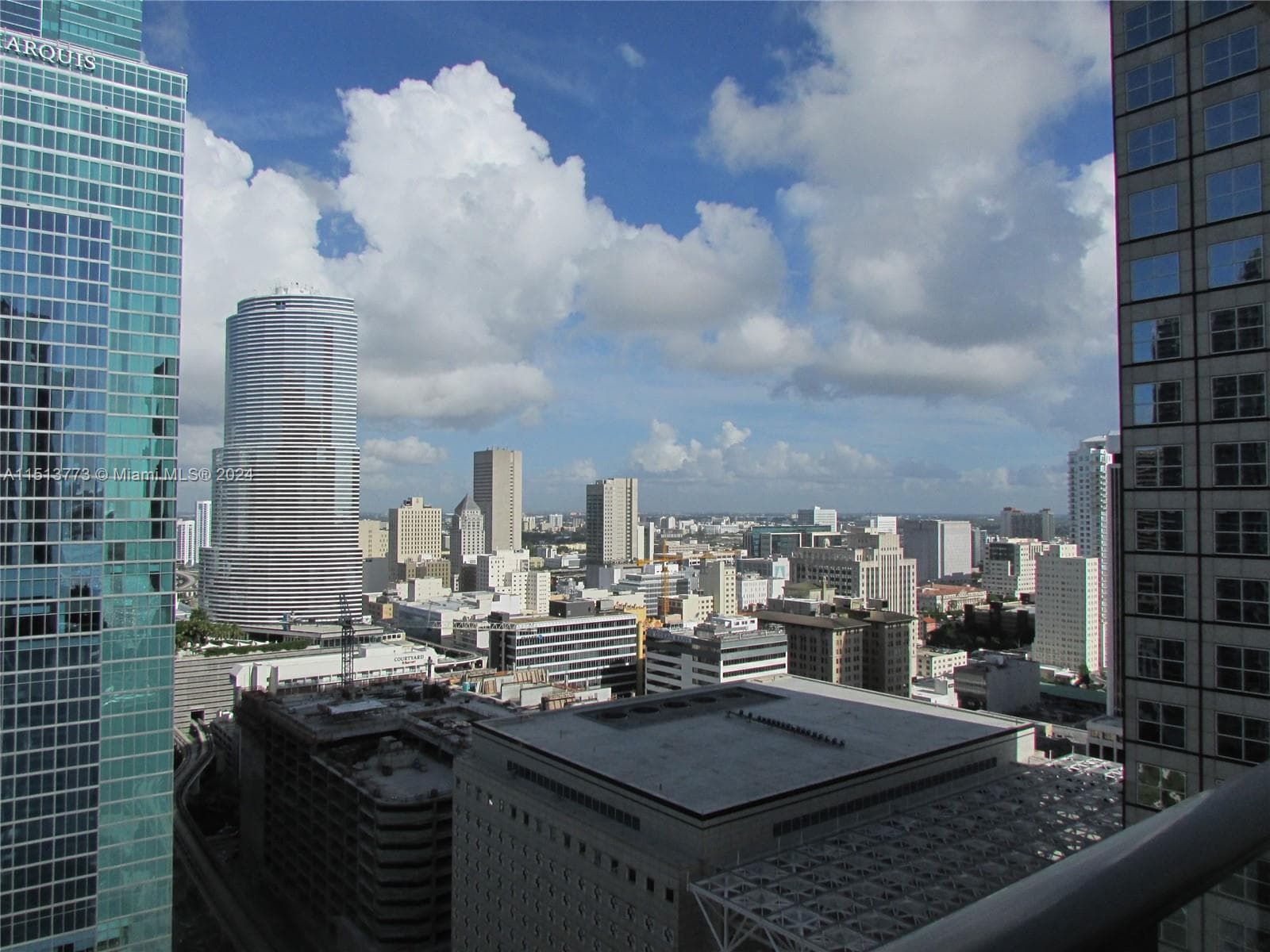 300 S Biscayne Blvd # T-2709, Miami, FL 33131 photo 4