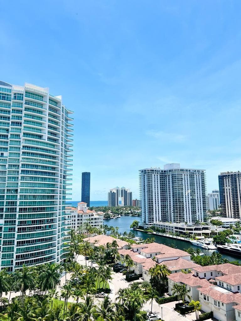 19900 E Country Club Dr # PH20, Aventura, FL 33180 photo 4