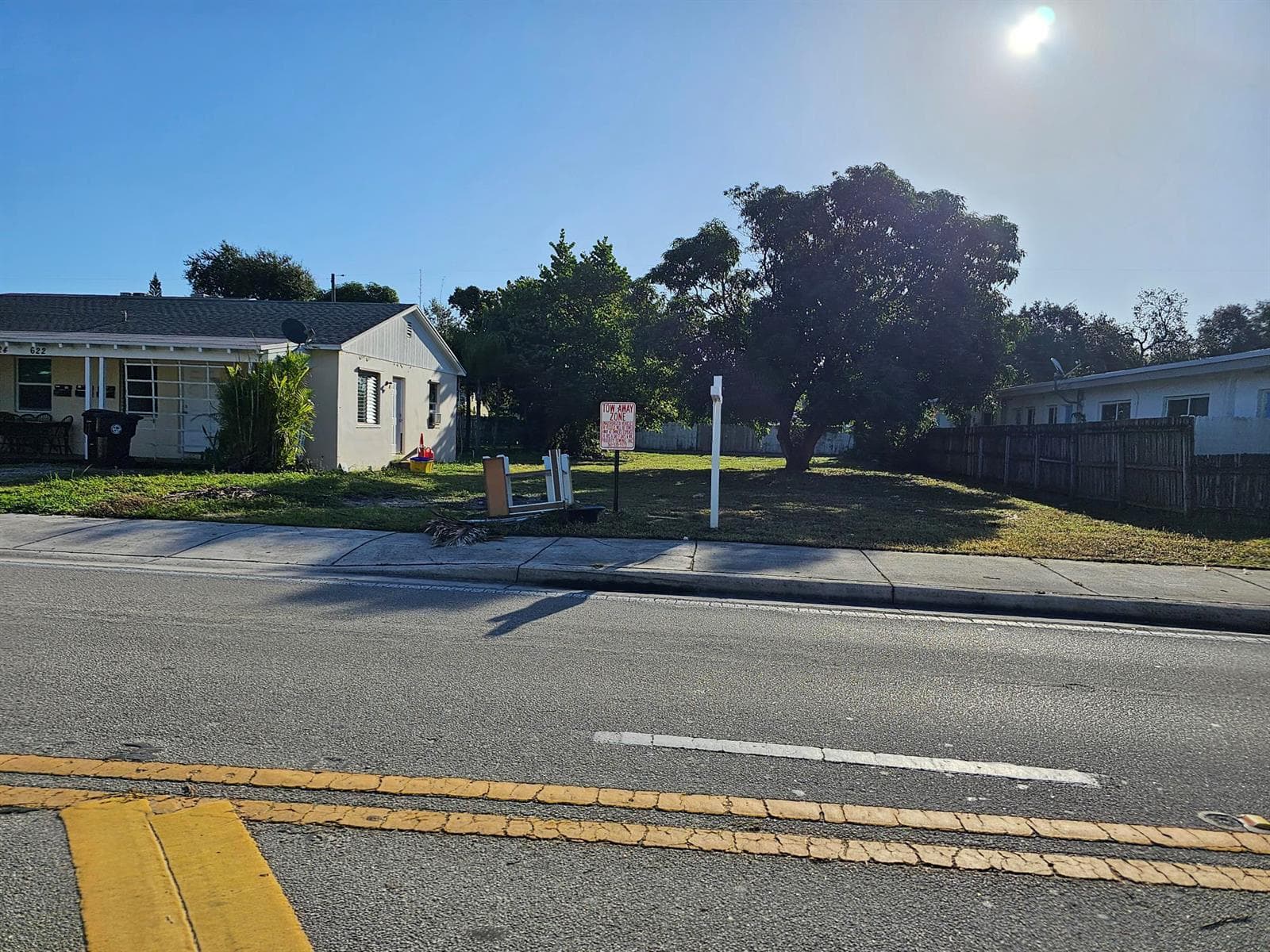 618 N Federal Highway, FL 33460