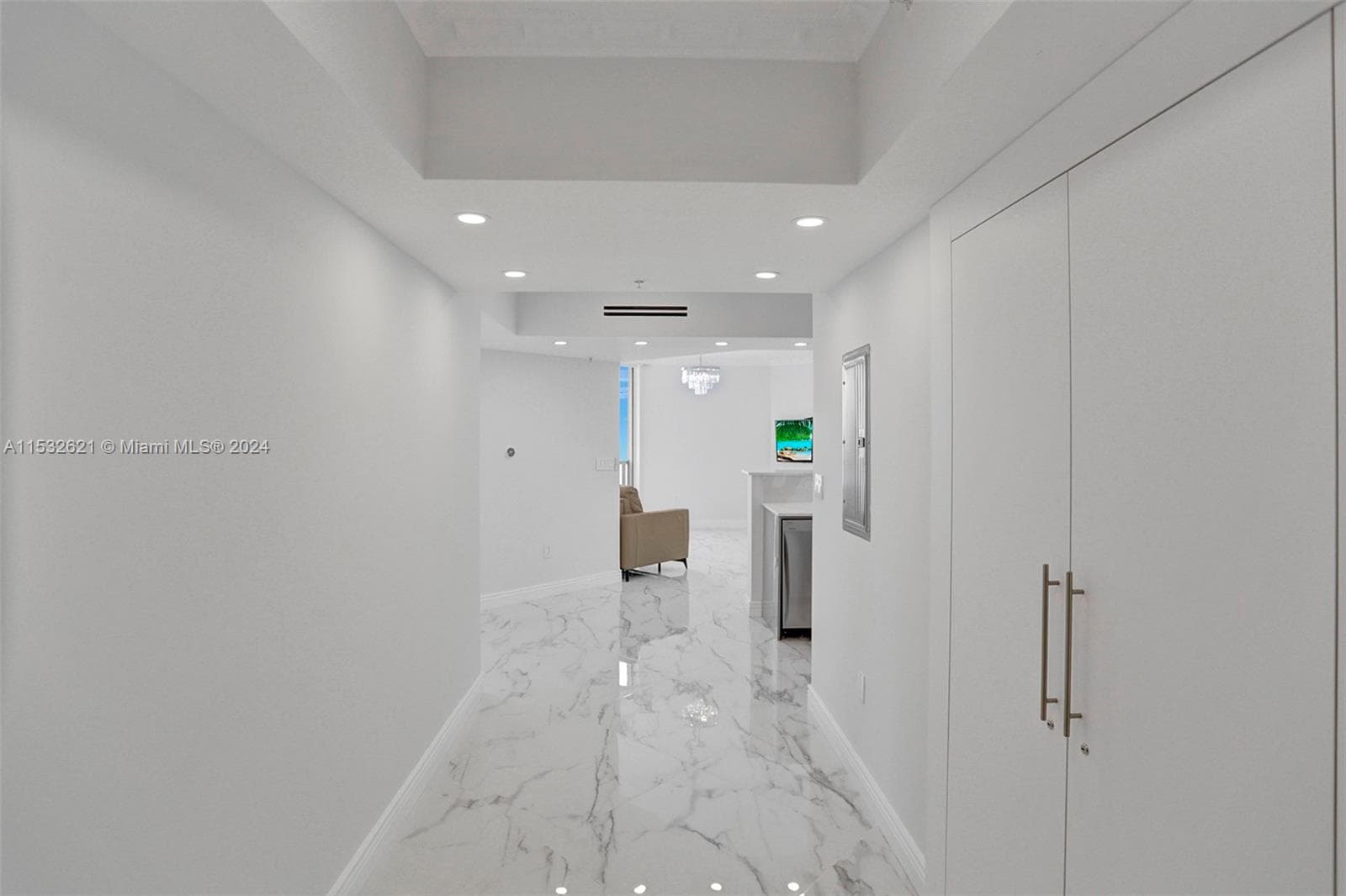 16699 Collins Ave # 2209, Sunny Isles Beach, FL 33160 photo 2