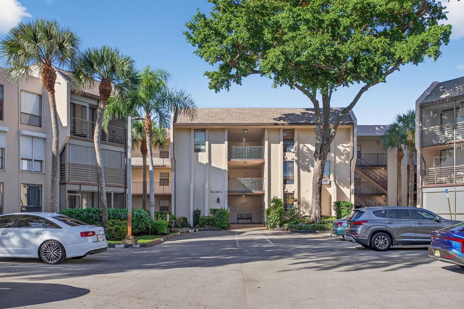 6301 N University Drive # 319, Tamarac, FL 33321 photo 2