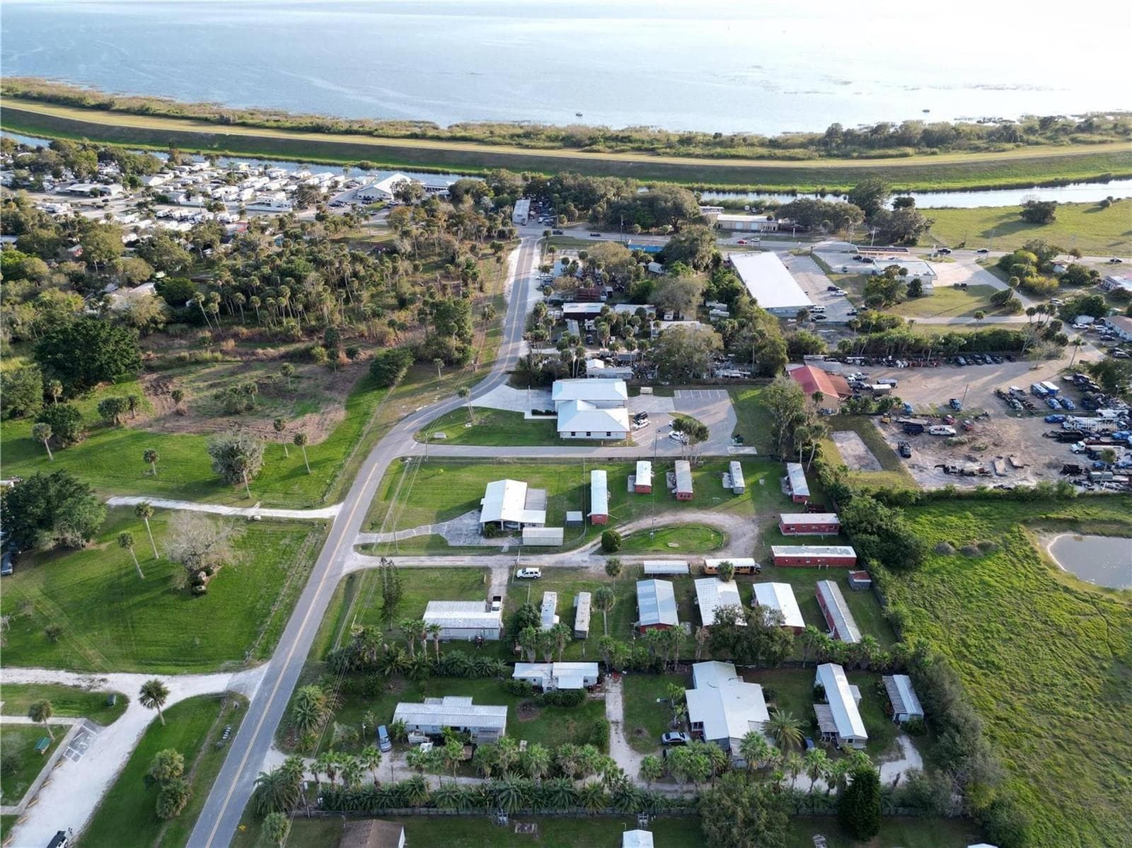 3431 38th Avenue, Okeechobee, FL 34974 photo 3