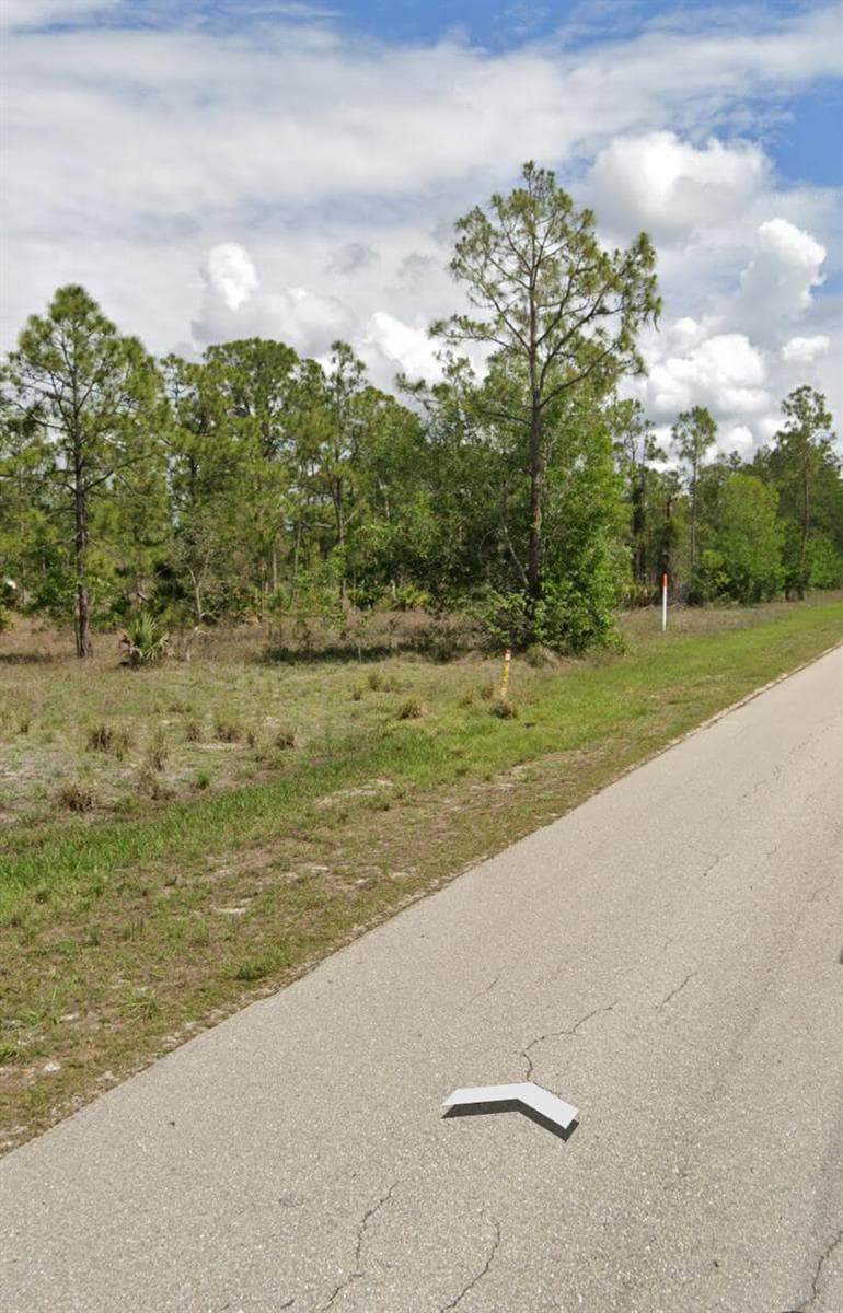 109 Moore Avenue, Lehigh Acres, FL 33936 photo 4