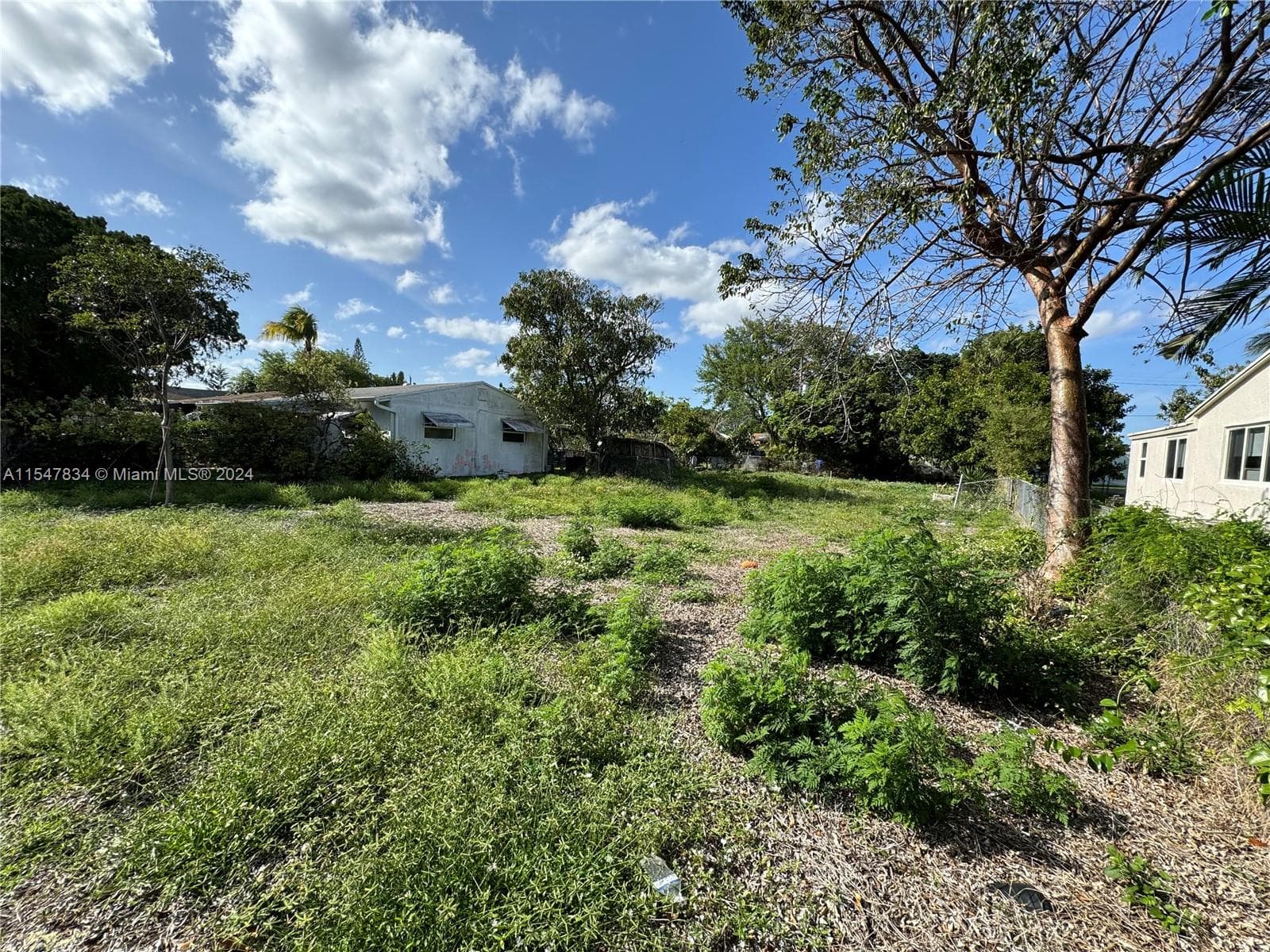 2205 Coolidge St, Hollywood, FL 33020 photo 3