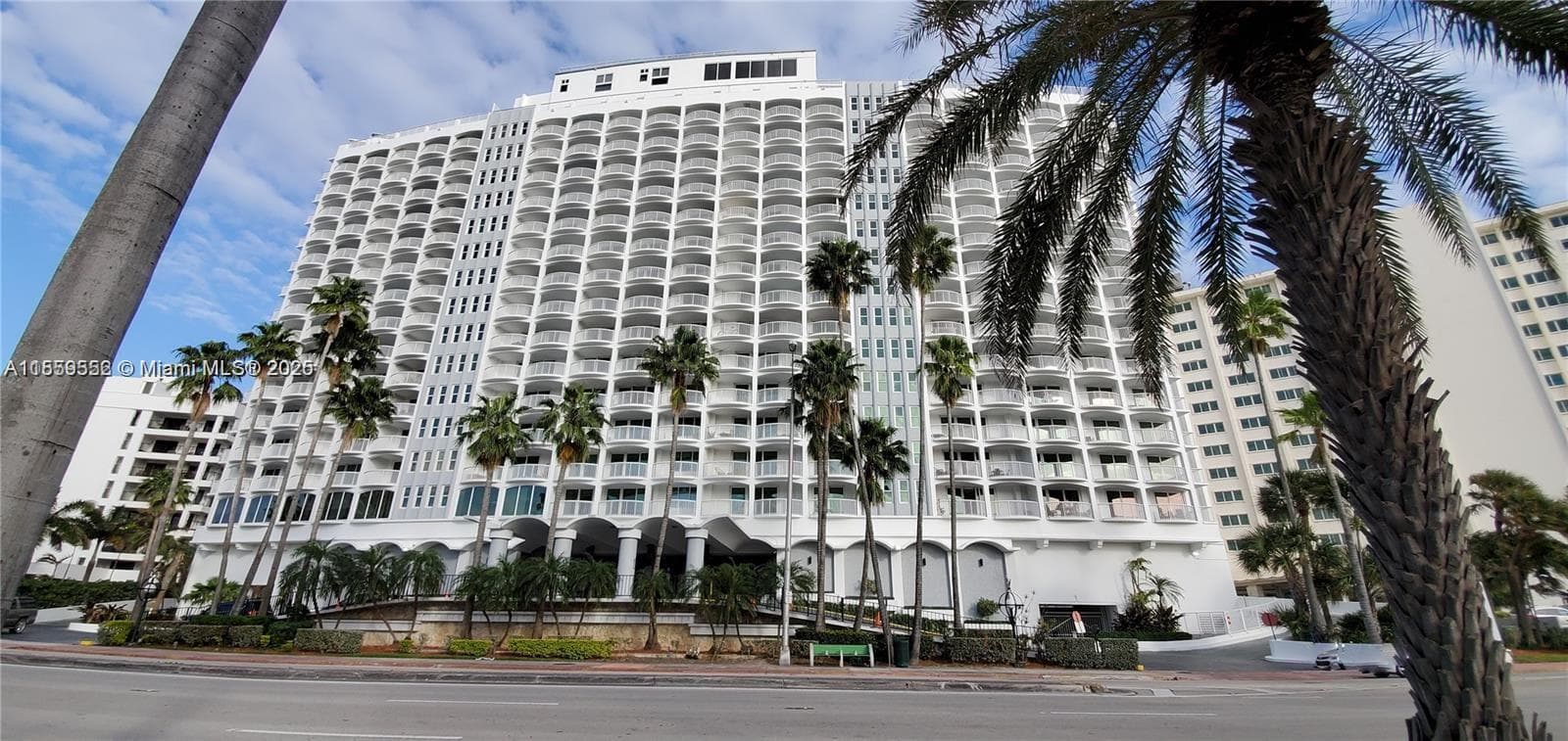 5401 Collins Ave # 209, Miami Beach, FL 33140