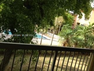 8160 Geneva Ct # 206, Doral, FL 33166 photo 4