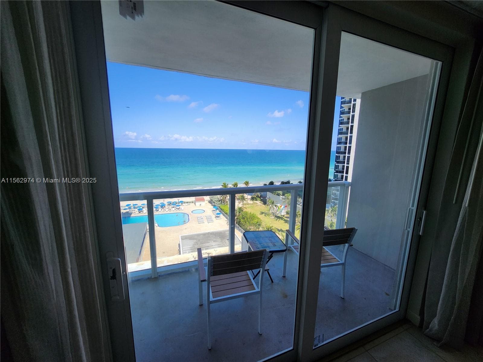 19201 Collins Ave # 846, Sunny Isles Beach, FL 33160 photo 3