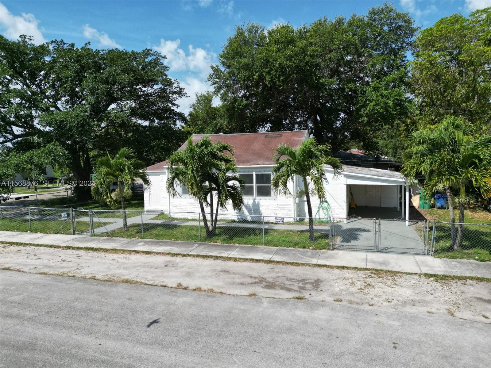 2255 NW 63rd St, Miami, FL 33147 photo 2