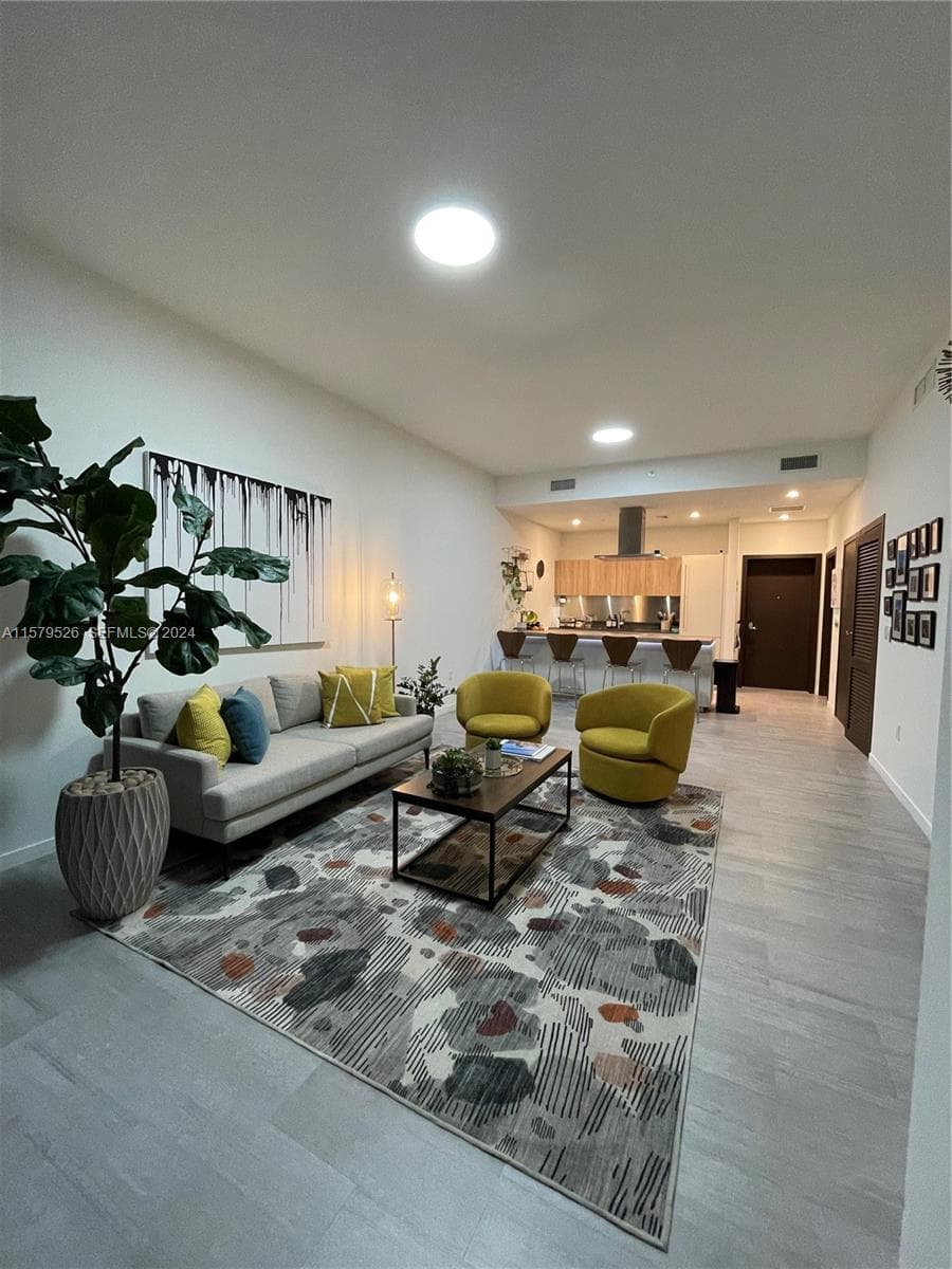 1000 Brickell Plz # 1811, Miami, FL 33131 photo 4