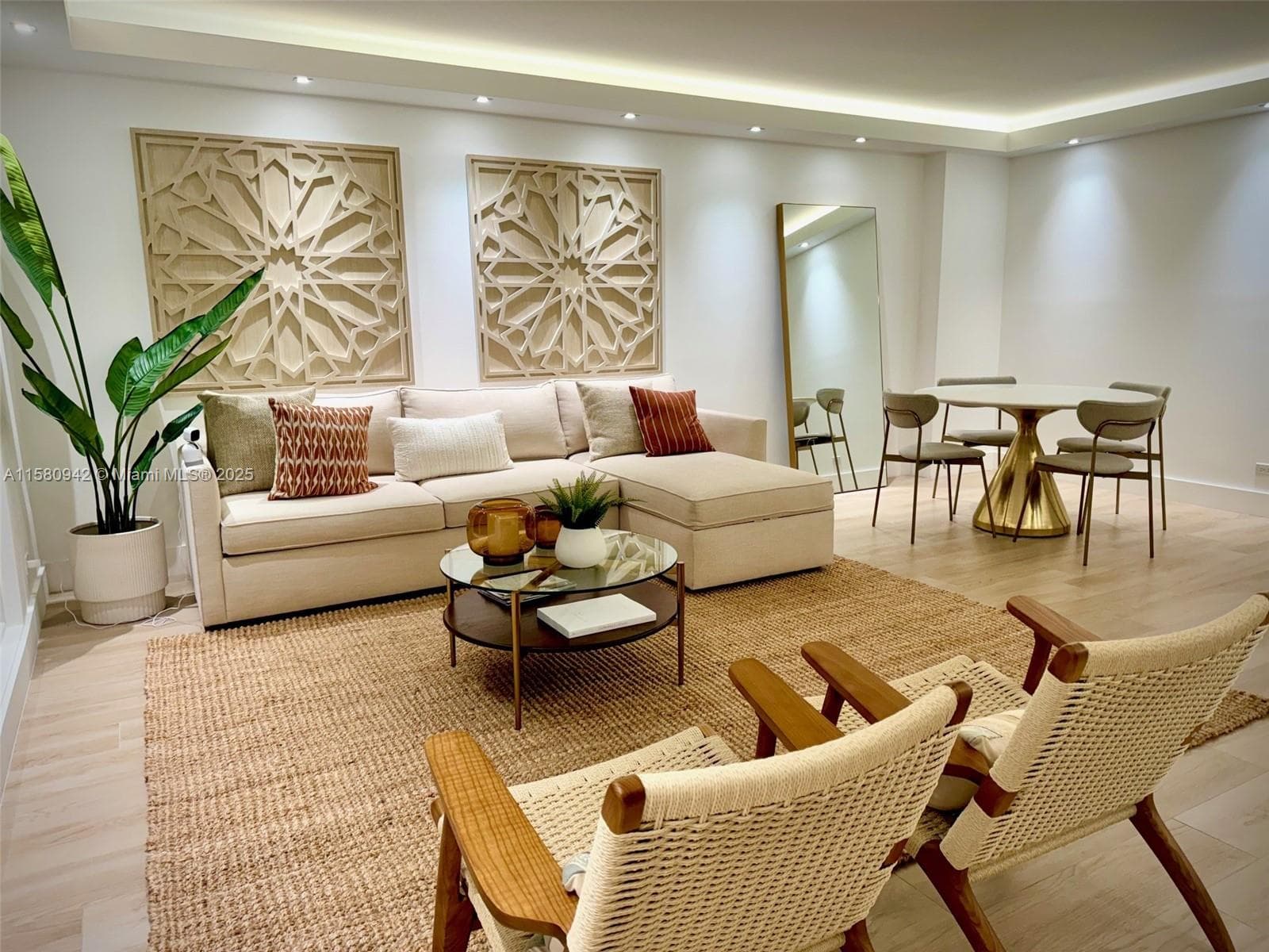 2301 Collins Ave # 837, Miami Beach, FL 33139 photo 2