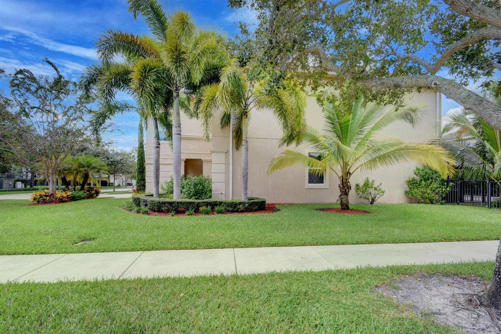 8625 Wellington View Drive, Royal Palm Beach, FL 33411 photo 4