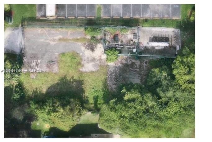 160 Sw Ave, Weston, FL 33326