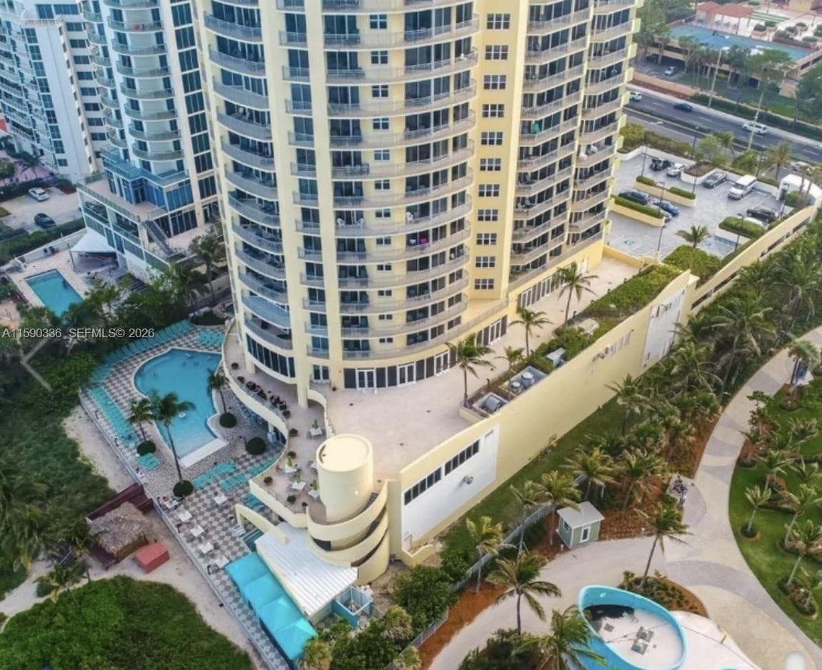 17375 Collins Ave # 705, Sunny Isles Beach, FL 33160 photo 3