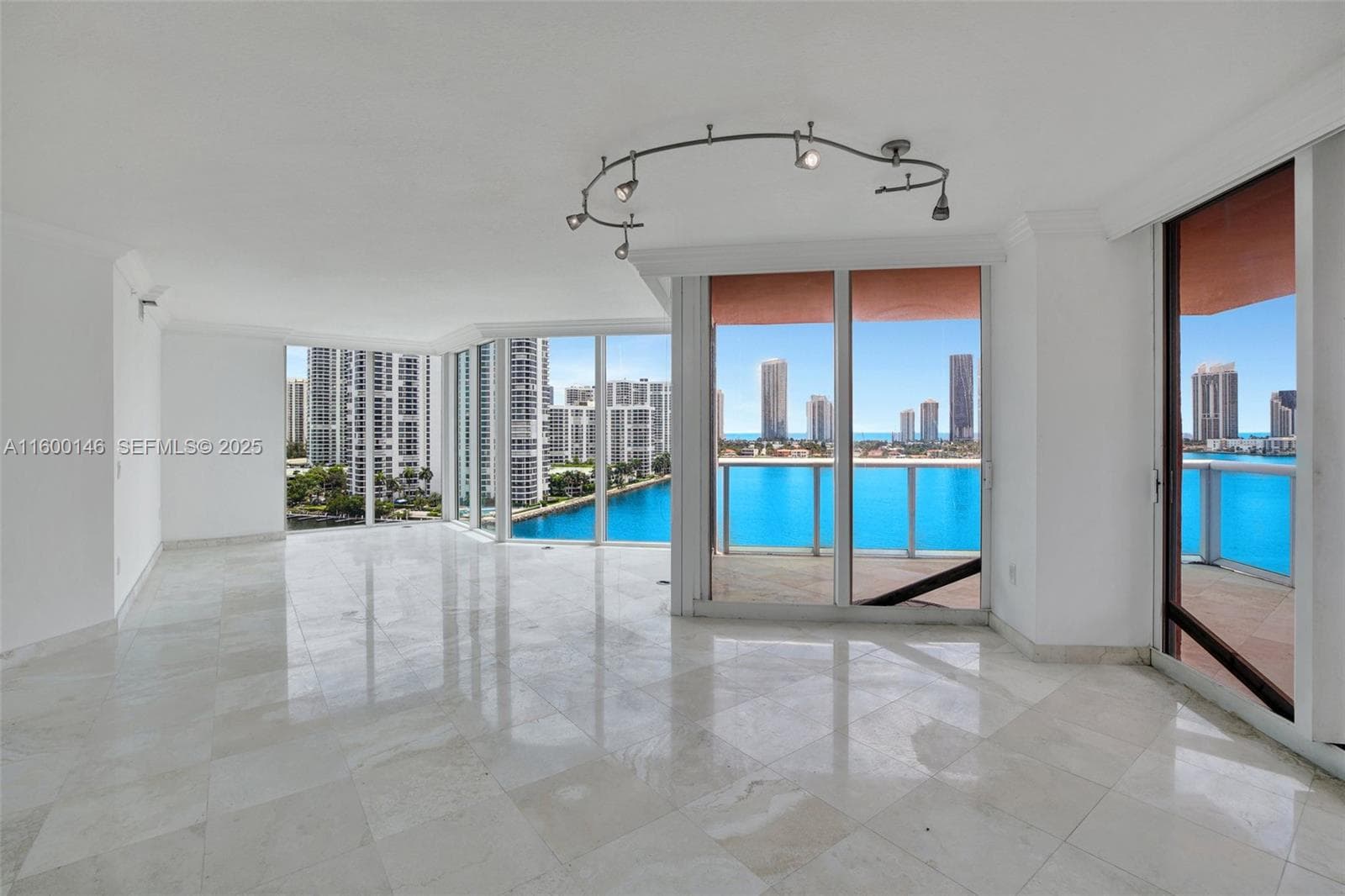 3370 Hidden Bay Dr # 1208, Aventura, FL 33180 photo 4
