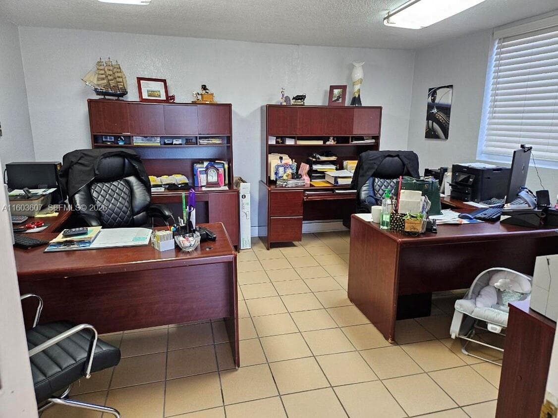 4010 E 8th Ave, Hialeah, FL 33013 photo 3