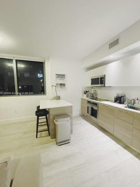 121 NE 34th St # 1409, Miami, FL 33137 photo 3