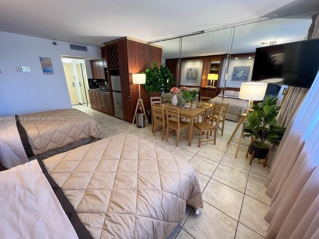 19201 Collins AveAVAILNOW # 428, Sunny Isles Beach, FL 33160 photo 5